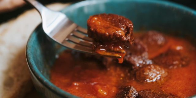 La Oveja Negra: comida rica, conciencia y buen rollo en Lavapiés